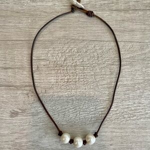 Lundy Lu Freshwater Pearl & Antiqued Leather Choker